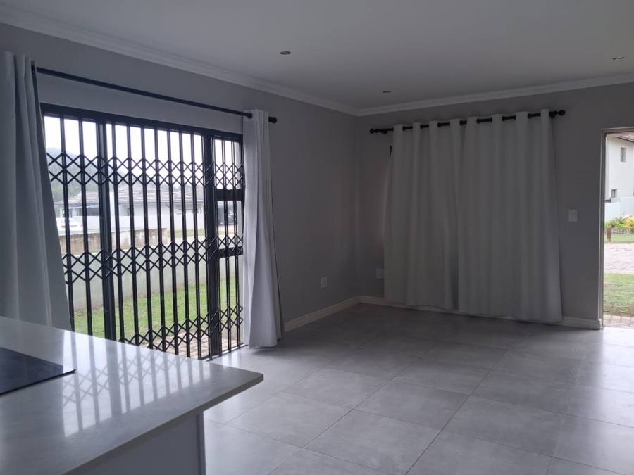 To Let 3 Bedroom Property for Rent in Winterstrand Eastern Cape